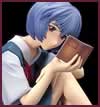 1/6 読書するレイ